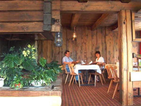 Aurora Hotel